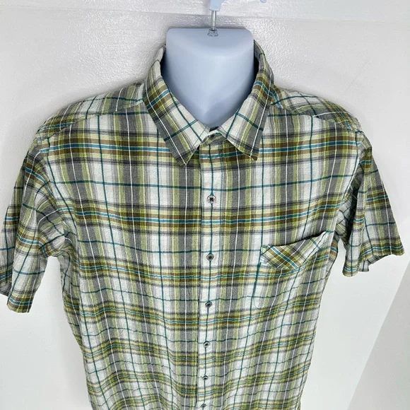 Kuhl Green Plaid Seersucker Button Down Shirt Large Hiking Fishing Outdoors Gorp - Picture 5 of 13